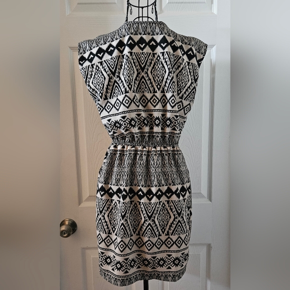 Forever 21 Mini Dress - Picture 3 of 5